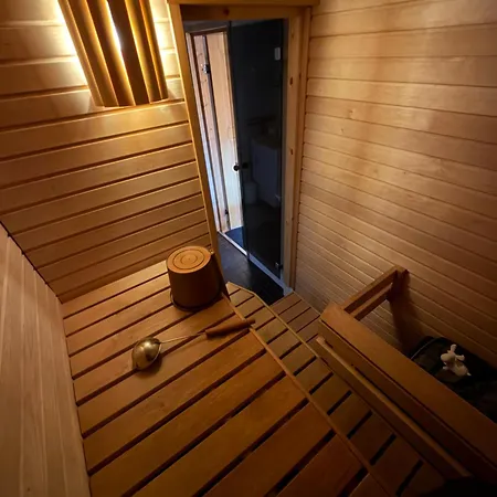 Voimakelo - Renovated - Near Bus Куусамо
